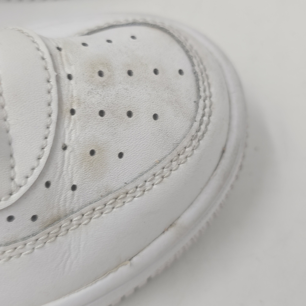Nike Force 1 Low EasyOn Sneakers Little Kid Triple White Leather Size 1Y - Picture 6 of 9